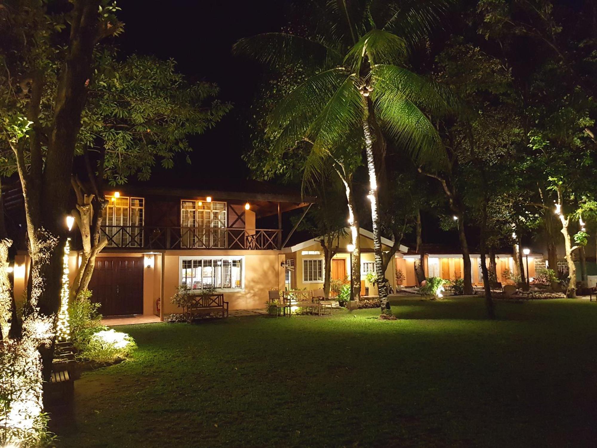 Stay Amare Villa Maria 1 Bacolod Exteriör bild
